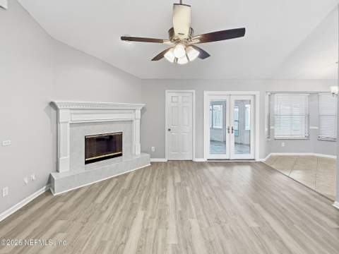 811 Swinford Court, Orange Park FL - photo 15 of 100