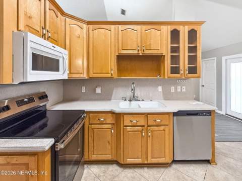 811 Swinford Court, Orange Park FL - photo 24 of 100