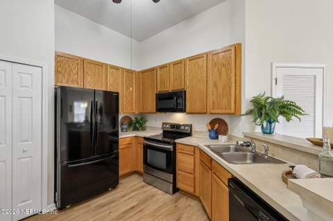 2418 Old Pine Trail, Fleming Island FL - photo 11 of 83