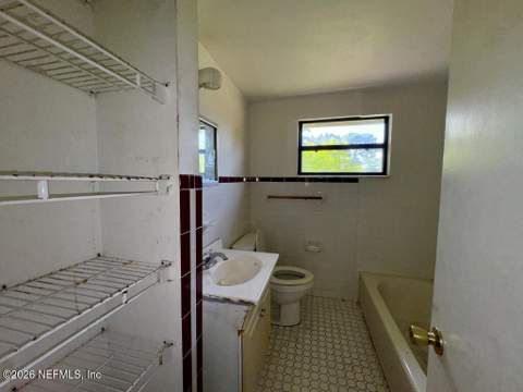 7928 Free Avenue, Jacksonville FL - photo 16 of 28