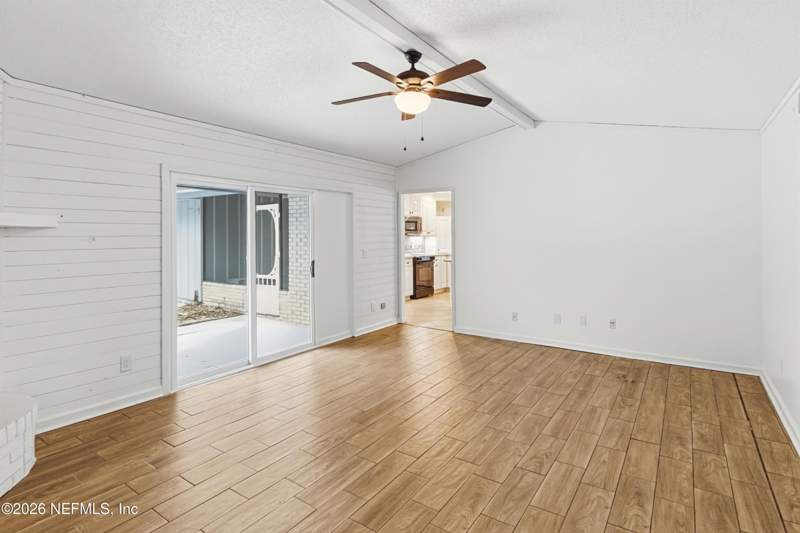 4 bedroom Single Family Residence at 957 Aspen Ridge Court, Foxridge, Orange Park — photo 5