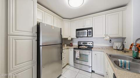 10150 Belle Rive Boulevard #1202, Jacksonville FL - photo 12 of 36