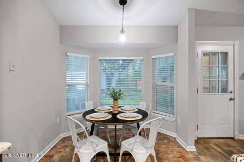 3497 Ayrshire Street, Jacksonville FL - photo 11 of 33