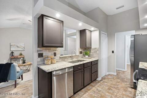 3497 Ayrshire Street, Jacksonville FL - photo 13 of 33