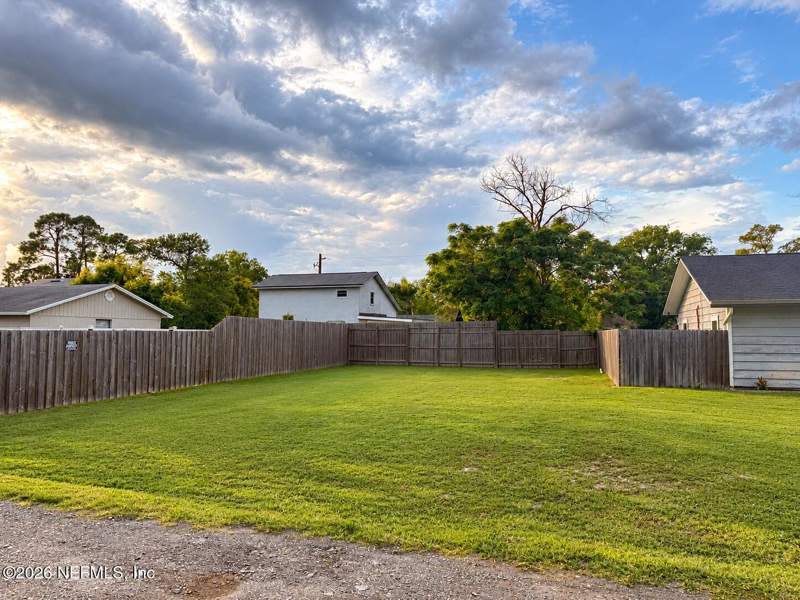 3 bedroom Single Family Residence at 12061 Cap Ferrat Street, Sans Pareil, Jacksonville — photo 4