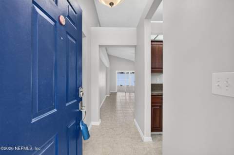 7481 Carriage Side Court, Jacksonville FL - photo 6 of 46