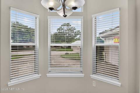 7481 Carriage Side Court, Jacksonville FL - photo 12 of 46