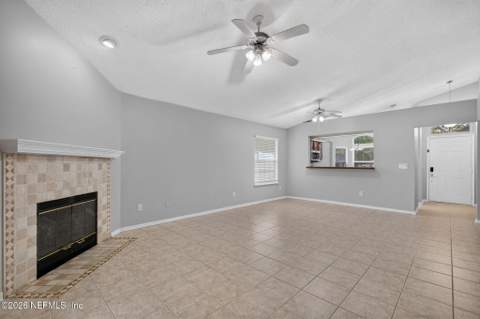 7481 Carriage Side Court, Jacksonville FL - photo 19 of 46