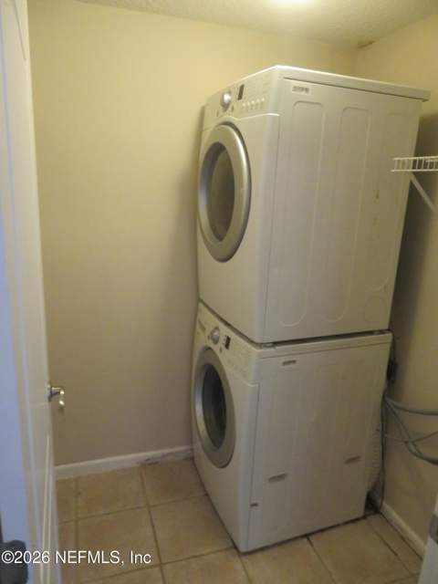 5715 Rainbow Lake Drive, Jacksonville FL - photo 16 of 50