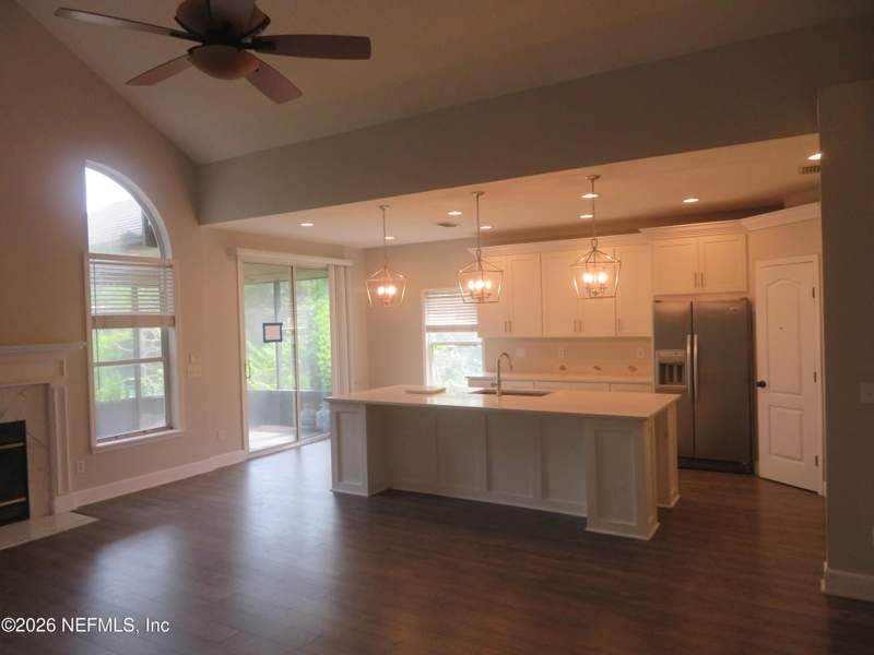 4 bedroom Single Family Residence at 5715 Rainbow Lake Drive, Sweetwater Creek South, Jacksonville — photo 5