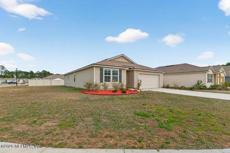 4 bedroom Single Family Residence at 70155 Roseapple Court, River Glen, Yulee — photo 2
