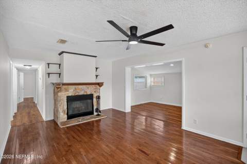 4039 Habana Avenue, Jacksonville FL - photo 6 of 32