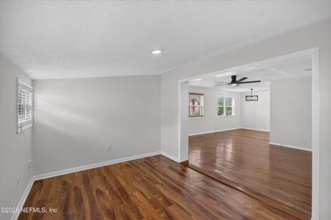 4039 Habana Avenue, Jacksonville FL - photo 13 of 32