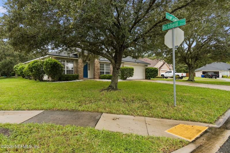 3 bedroom Single Family Residence at 1318 Yellow Jacket Court, Shirley Oaks, Jacksonville — photo 2