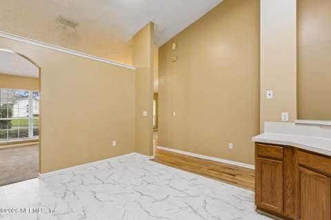 1318 Yellow Jacket Court, Jacksonville FL - photo 19 of 48