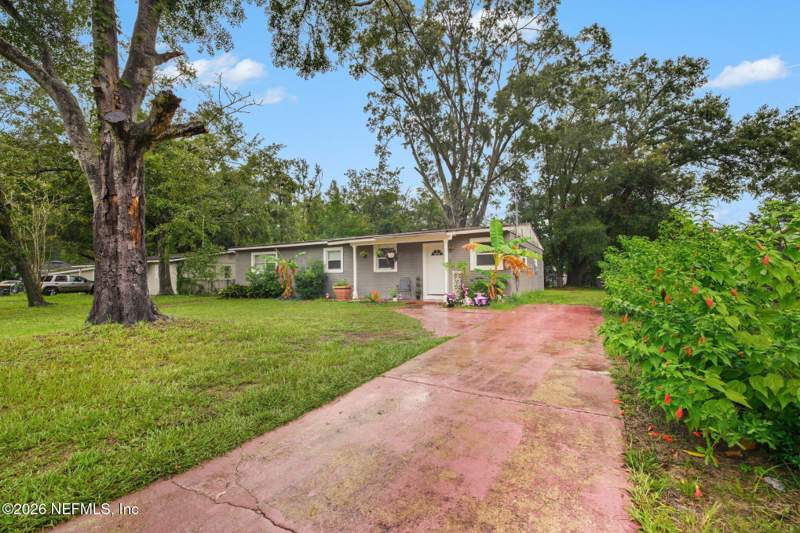 4 bedroom Single Family Residence at 2307 Looking Glass Lane, Cedar Hills Estates, Jacksonville — photo 4