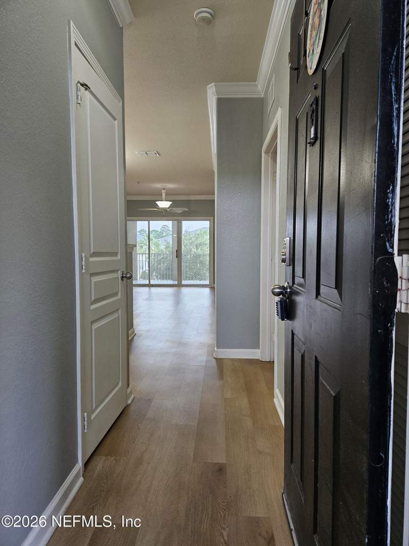 2 bedroom Condominium at 8290 Gate Parkway #152, Gardens Of Bridgehampton, Jacksonville — photo 4