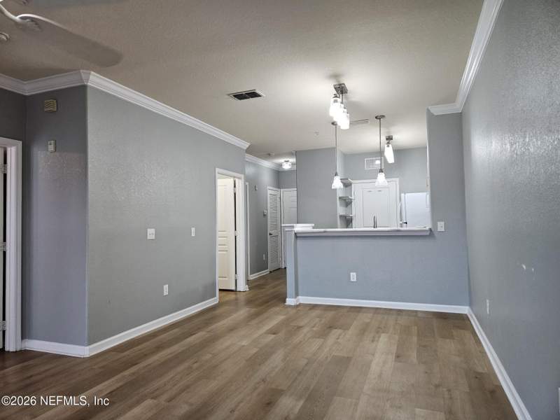 2 bedroom Condominium at 8290 Gate Parkway #152, Gardens Of Bridgehampton, Jacksonville — photo 5