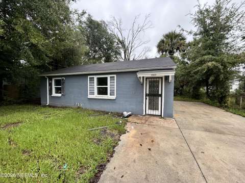 1517 E 24Th Street, home for sale on E 24Th Street