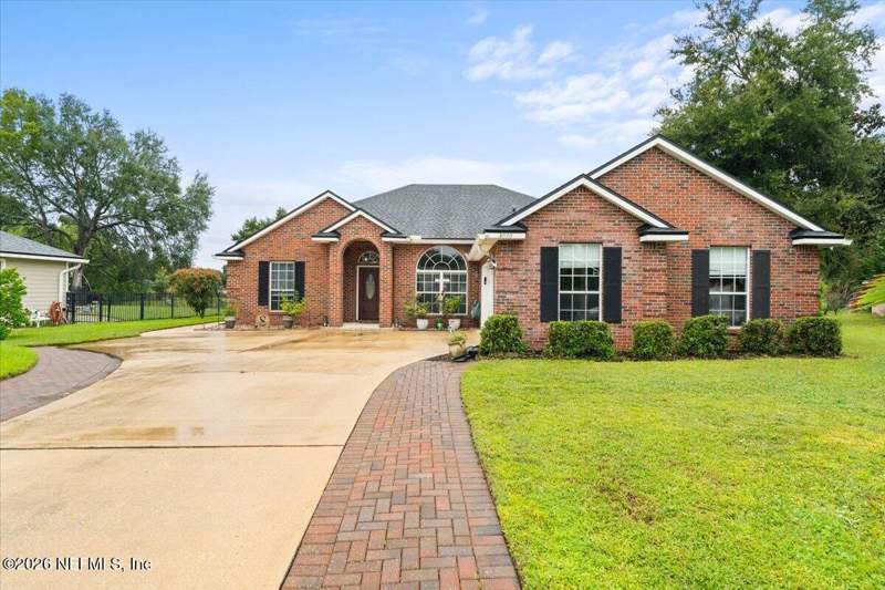 3 bedroom Single Family Residence at 3910 Lake Crest Terrace, Ravines, Middleburg — photo 4