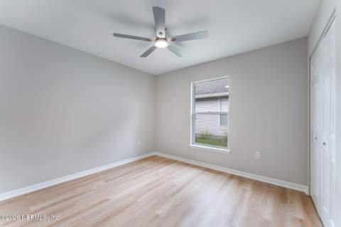 2045 Willesdon Drive, Jacksonville FL - photo 20 of 35