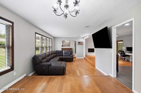1315 Jamaica Road, Jacksonville FL - photo 14 of 30