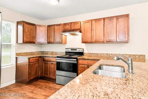 4558 Glendas Meadow Drive, Jacksonville FL - photo 10 of 21