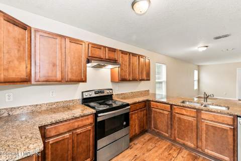 4558 Glendas Meadow Drive, Jacksonville FL - photo 11 of 21