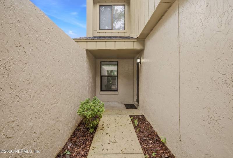 2 bedroom Townhouse at 8468 Windypine Lane, Whispering Pines, Jacksonville — photo 4