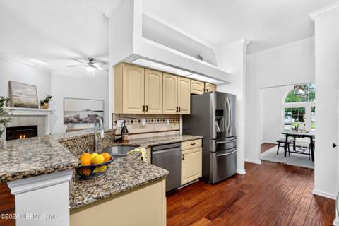 384 Maplewood Drive, St. Johns FL - photo 16 of 78