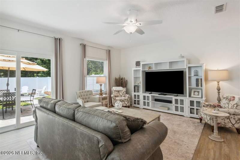 3 bedroom Single Family Residence at 913 S 7th Street, Fernandina Beach, Fernandina Beach — photo 4