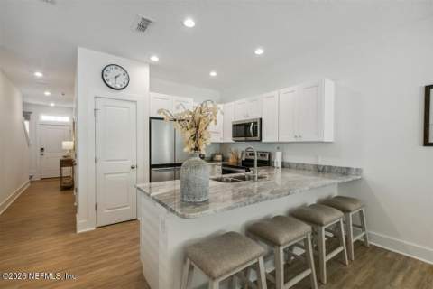 913 S 7th Street, Fernandina Beach FL - photo 9 of 32