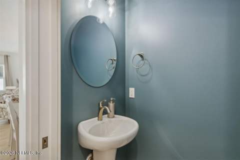 913 S 7th Street, Fernandina Beach FL - photo 15 of 32