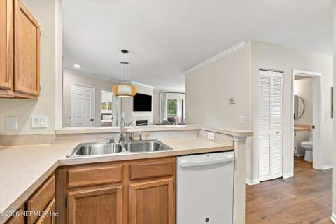 1800 The Greens Way #1811, Jacksonville Beach FL - photo 9 of 32