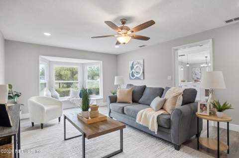 907 Crest Drive, Jacksonville FL - photo 14 of 40