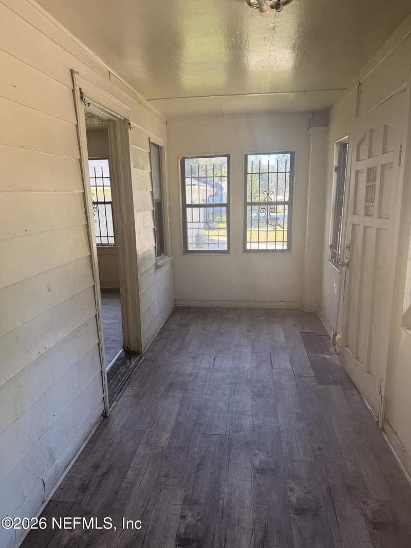 4 bedroom Single Family Residence at 1556 W 32nd Street, Royal Terrace, Jacksonville — photo 3