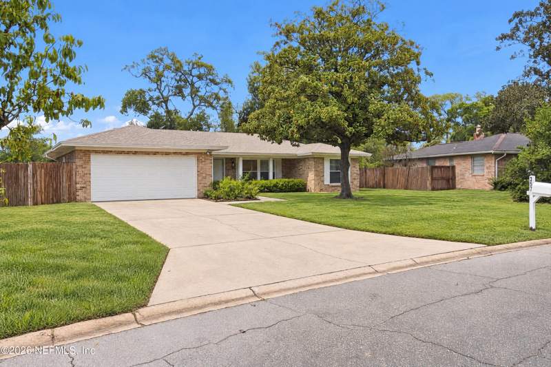 3 bedroom Single Family Residence at 357 Dillon Drive, Bellair West, Orange Park — photo 2