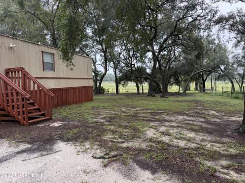 199 Lakeview Drive, Melrose FL - photo 16 of 19