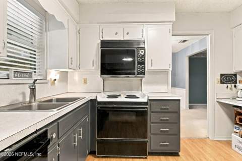 4524 Monument Point Circle, Jacksonville FL - photo 21 of 68