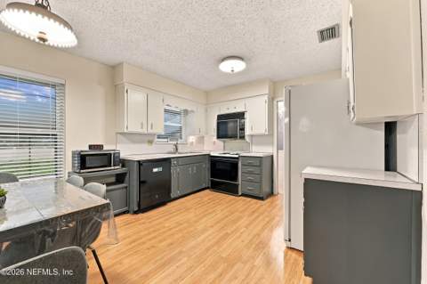 4524 Monument Point Circle, Jacksonville FL - photo 22 of 68