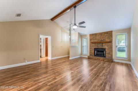 2051 Oak Water Drive, Jacksonville FL - photo 7 of 31
