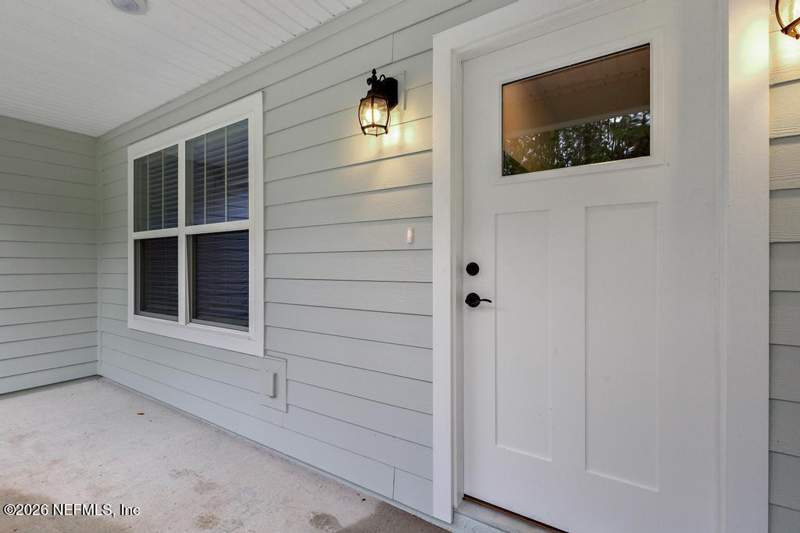 4 bedroom Single Family Residence at 610 Bulls Bay Highway, Section Land, Jacksonville — photo 5