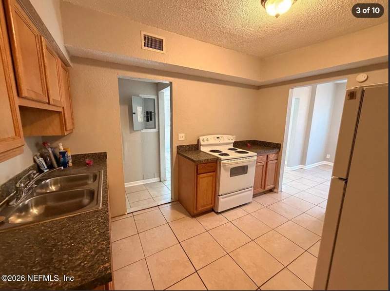3 bedroom Single Family Residence at 1558 W 31st Street, Royal Terrace, Jacksonville — photo 4