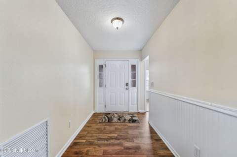 12526 Ayrshire Street, Jacksonville FL - photo 6 of 37