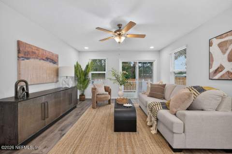 817 Jackson Road, Jacksonville FL - photo 13 of 26