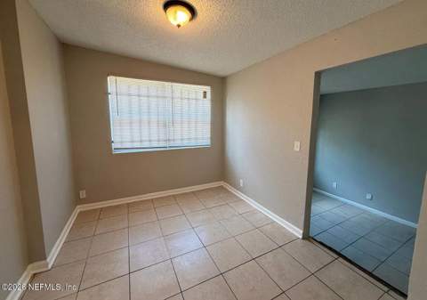 1558 W 31st Street, Jacksonville FL - photo 6 of 18