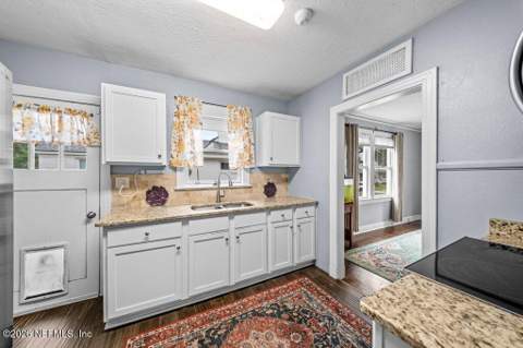 1812 Inwood Terrace, Jacksonville FL - photo 9 of 29