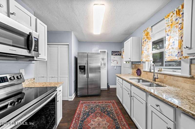 3 bedroom Single Family Residence at 1812 Inwood Terrace, South Riverside, Jacksonville — photo 3