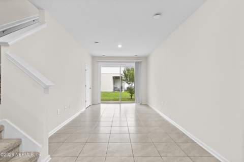8207 Larose Road, Jacksonville FL - photo 10 of 27