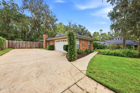8249 Old Port Circle, Jacksonville FL - photo 6 of 73